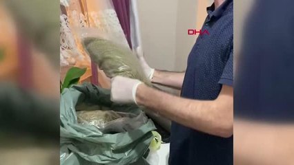 GAZİOSMANPAŞA'DA BASKIN YAPILAN EVDEN UYUŞTURUCUSU ZULASI ÇIKTI