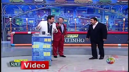 Ağzından alev çıkarmaya çalışırken yandı