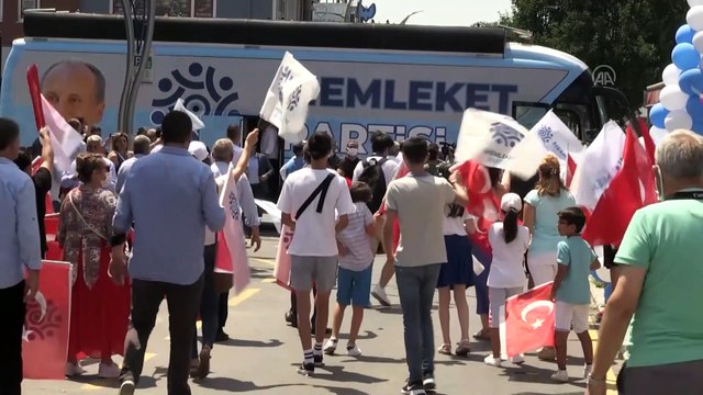 SAKARYA - Memleket Partisi Genel Başkanı İnce, partisinin il ve merkez ilçe binasını açtı