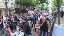 Miles de franceses salen a las calles para decir no al certificado COVID digital