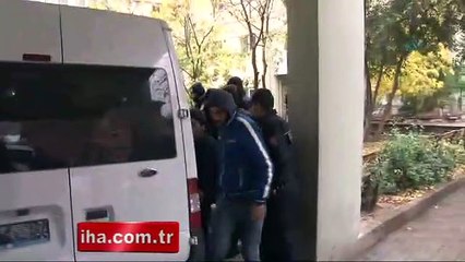 İstanbul Üniversitesi'nde TGB'liler ve PKK'lılar birbirine girdi