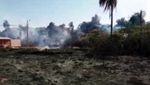 Incêndio de grandes proporções é combatido pelos bombeiros no Bairro Santos Dumont
