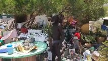 De campamento de desalojados a mercadillo africano