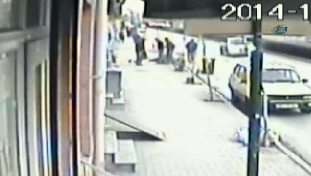 7. kattan düşen Ecrin'i böyle kurtardı