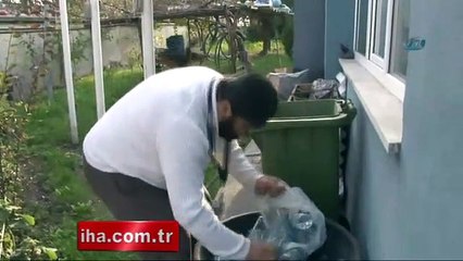 Dakikada 10 defa tüküren adam