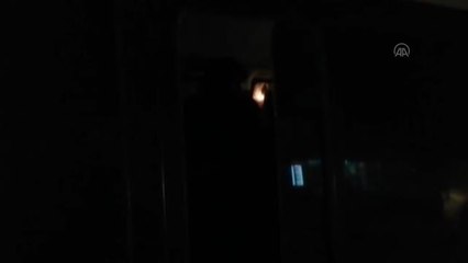 Erciş'te sürücüsü "dur" ihtarına uymayan minibüste 60 düzensiz göçmen yakalandı