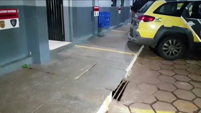 Acusado de agredir enteado e companheira, homem é detido pela PM na Rua Tamoios