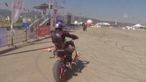 AFYONKARAHİSAR - Motosiklette Avrupa ve Türkiye Akrobasi şampiyonaları final yarışları başladı