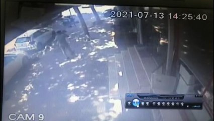 Son dakika gündem: BAĞCILAR'DA İKİ KARDEŞİN ÖLÜME GİTTİĞİ ANLAR KAMERADA