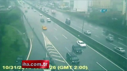 İstanbul'da trafiği felç eden kaza
