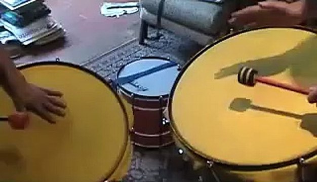 Unos Toques de Repique (repinique) Samba Enredo, batucada