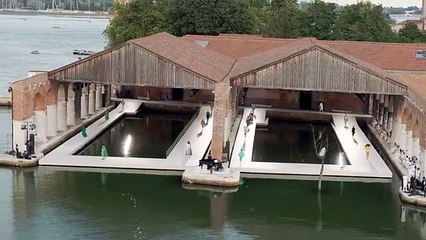 مجموعة Valentino هوت كوتور 2021