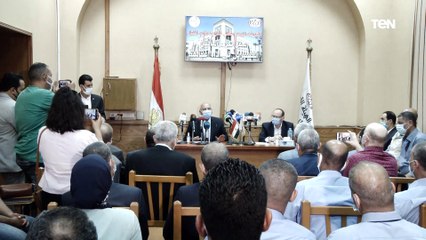 وزير النقل يكرم عددا من قائدي وسائقي القطارات و العمال لدورهم في إنقاذ ارواح الركاب