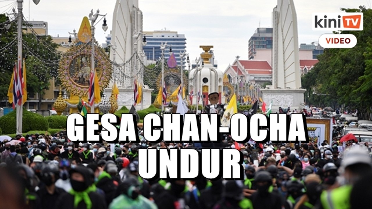 Penunjuk perasaan antikerajaan bertembung denga...