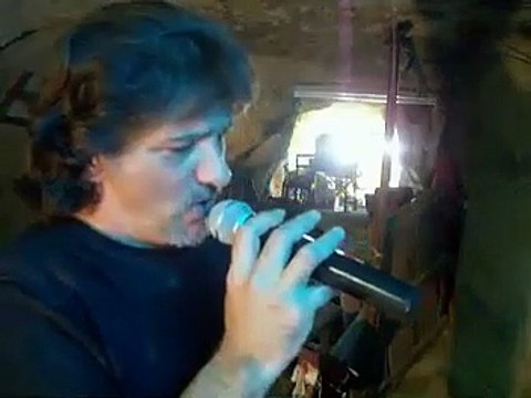 Thierry chante Voir un ami pleurer Jacques Brel