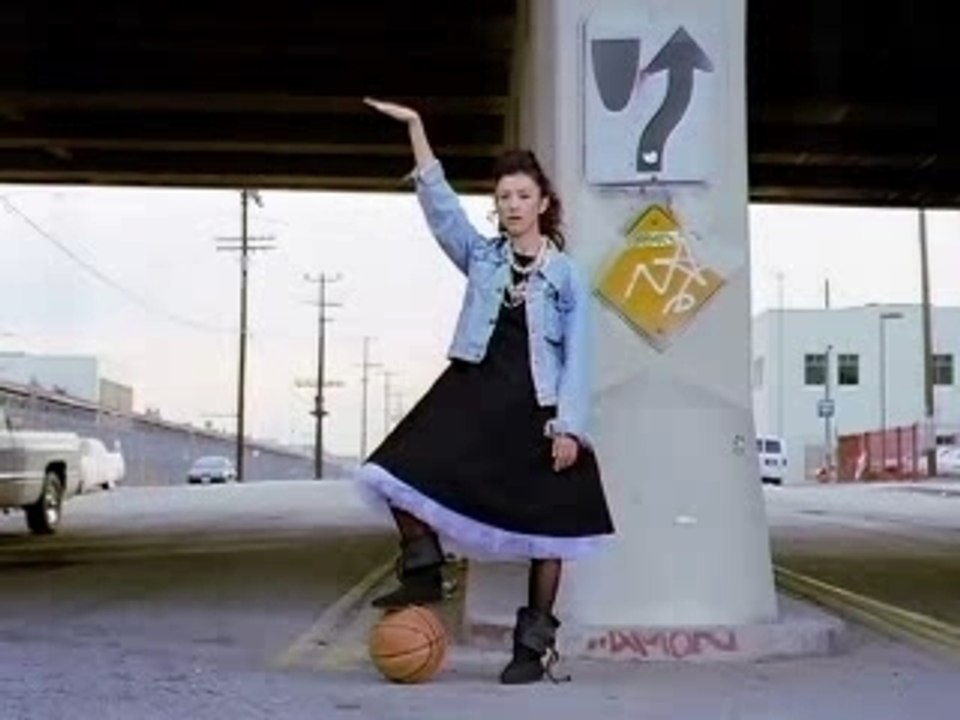 高橋マリ子 Glico Watering KissMint 20040627