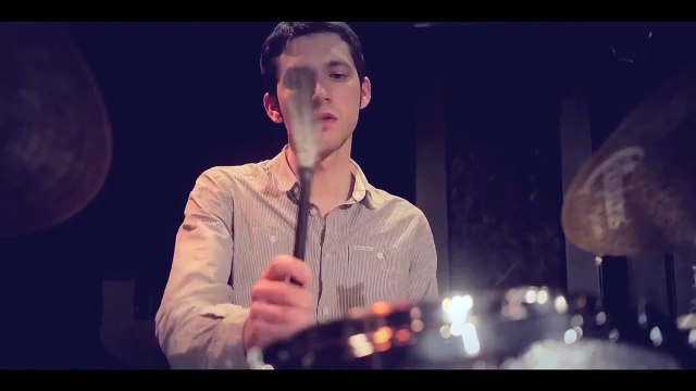 La chanson des vieux amants (Jacques Brel), played by the Cedric Hanriot trio