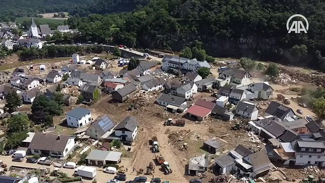 Almanya'da selden en çok etkilenen şehirlerden Schuld havadan görüntülendi