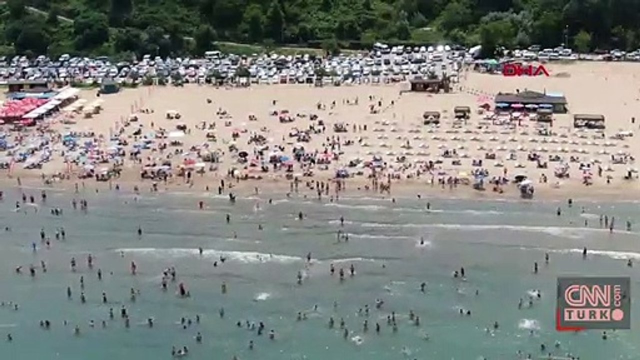 Şile plajlarında adım atacak yer kalmadı