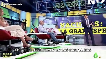 Una doctora lo confirma: el aumento de los pechos de  las mujeres con la vacuna "es real"