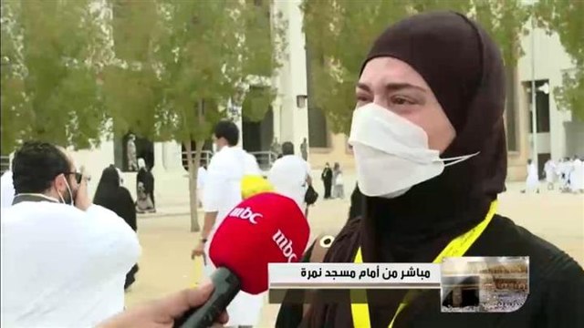 دموع حجاج بيت الله الحرام تمتزج بزخات المطر في صعيد عرفة