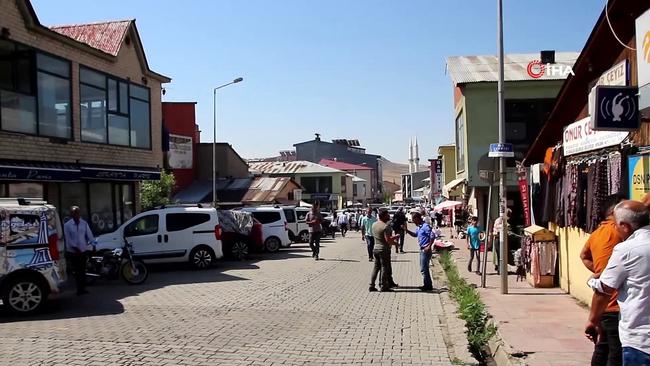 Vartolu şairlerden imza günü etkinliği