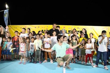 Bayram öncesinde çocuklara bayramı yaşattılar