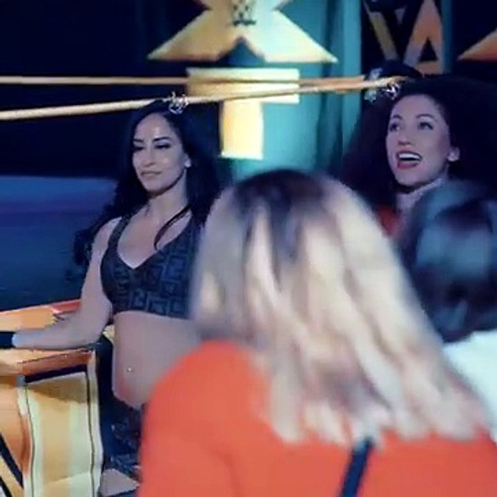 Aliyah's entrance in slowmotion //NXT