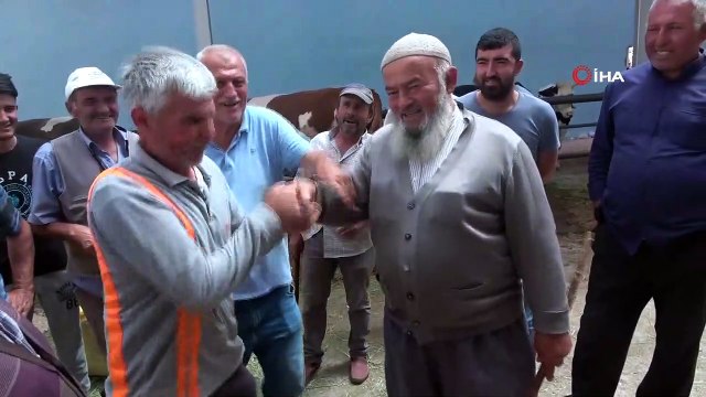 Arefe günü Kurban Pazarları hareketlendi