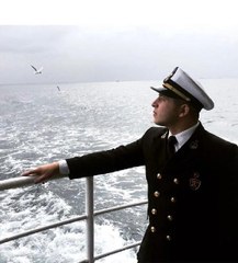 AFRİKA'DA GEMİDE ÖLEN 3'ÜNCÜ KAPTANIN AİLESİ YETKİLİLERDEN YARDIM İSTİYOR