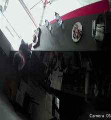 Bayram temizliği yapan kebapçıya hırsızlık şoku