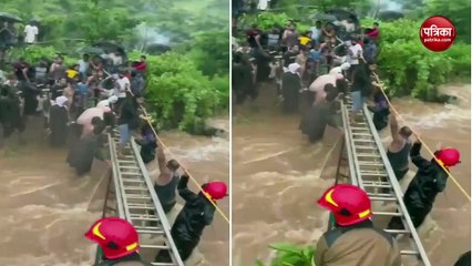 Скачать видео: भारी बारिश से नवी मुंबई में बाढ़ जैसे हालात