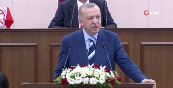 Cumhurbaşkanı Erdoğan'dan KKTC'ye Cumhurbaşkanlığı Külliyesi müjdesiCumhurbaşkanı Recep Tayyip Erdoğan: Kıbrıslı kardeşlerimizi kolay lokma olarak...