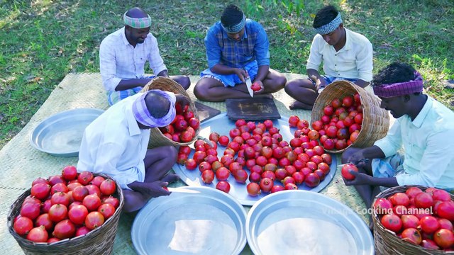 POMEGRANATE JUICE 100KG Pomegranate Fruits Cutting Making Fruit Juice