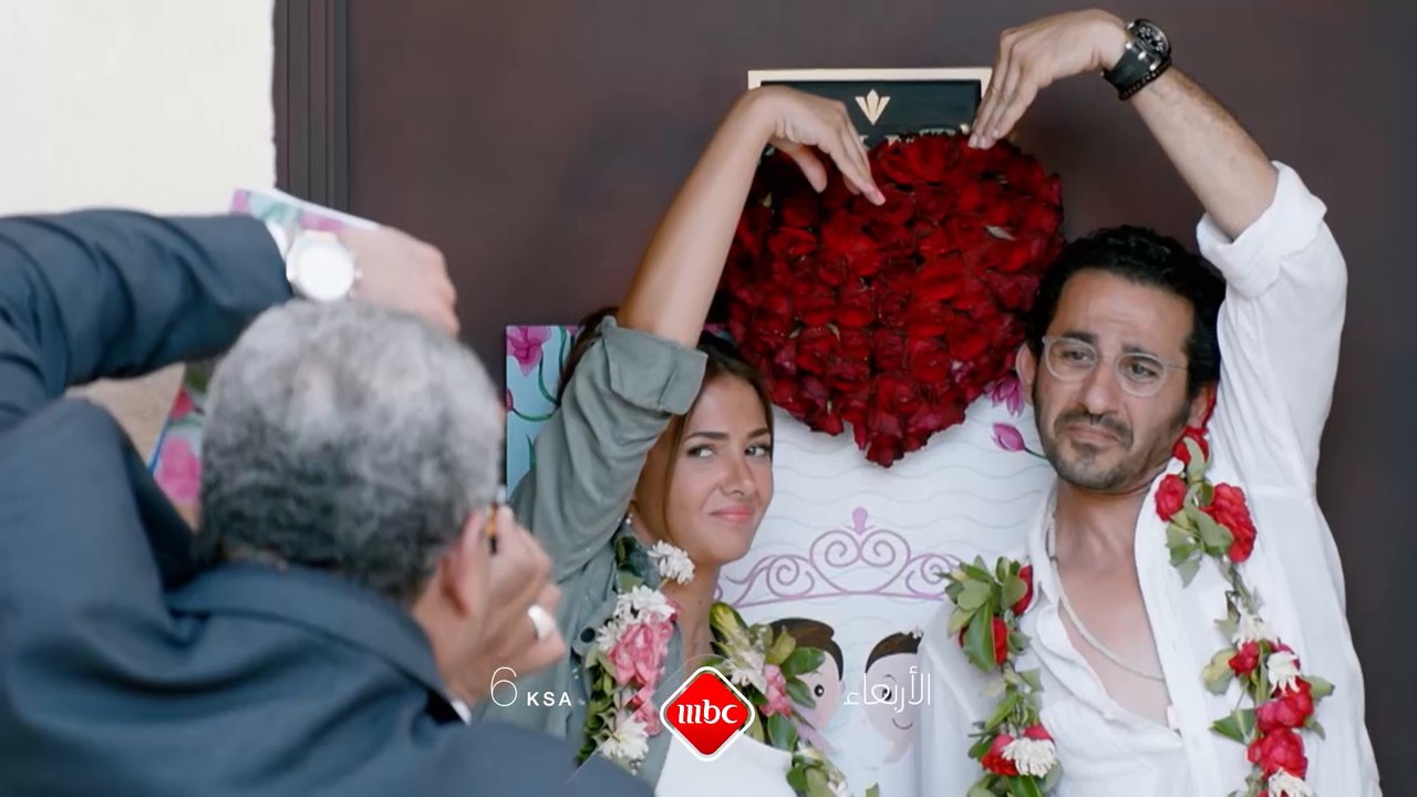 النجمان أحمد حلمي ودنيا سمير غانم.. انتظروهم يوم الأربعاء والفيلم المصري لف ودوران .. في تمام الـ6 مساءً بتوقيت السعودية على #MBC1