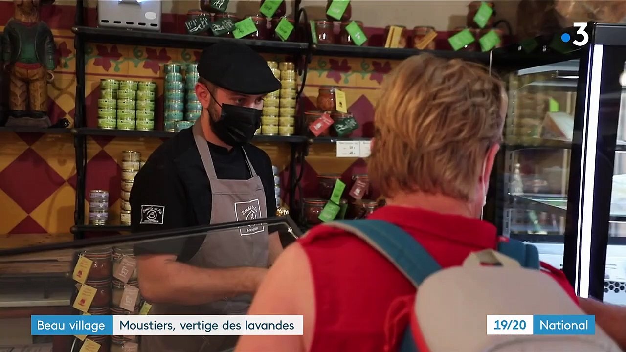 Alpes-de-Haute-Provence : à la découverte de Moustiers-Sainte-Marie, village suspendu et authentique
