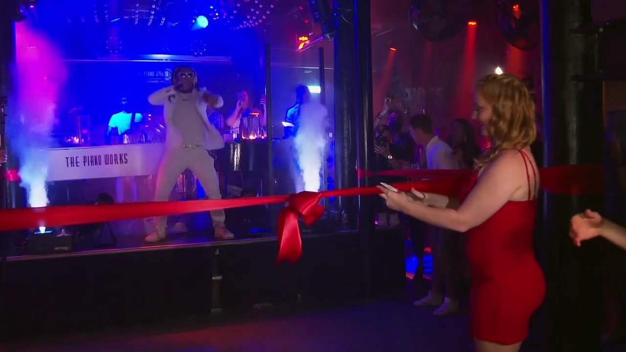 Hoch lebe die vernunft - engländer feiern den "freedom day"