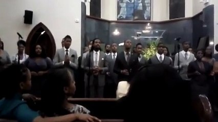 Howard Gospel Choir -  Even Me