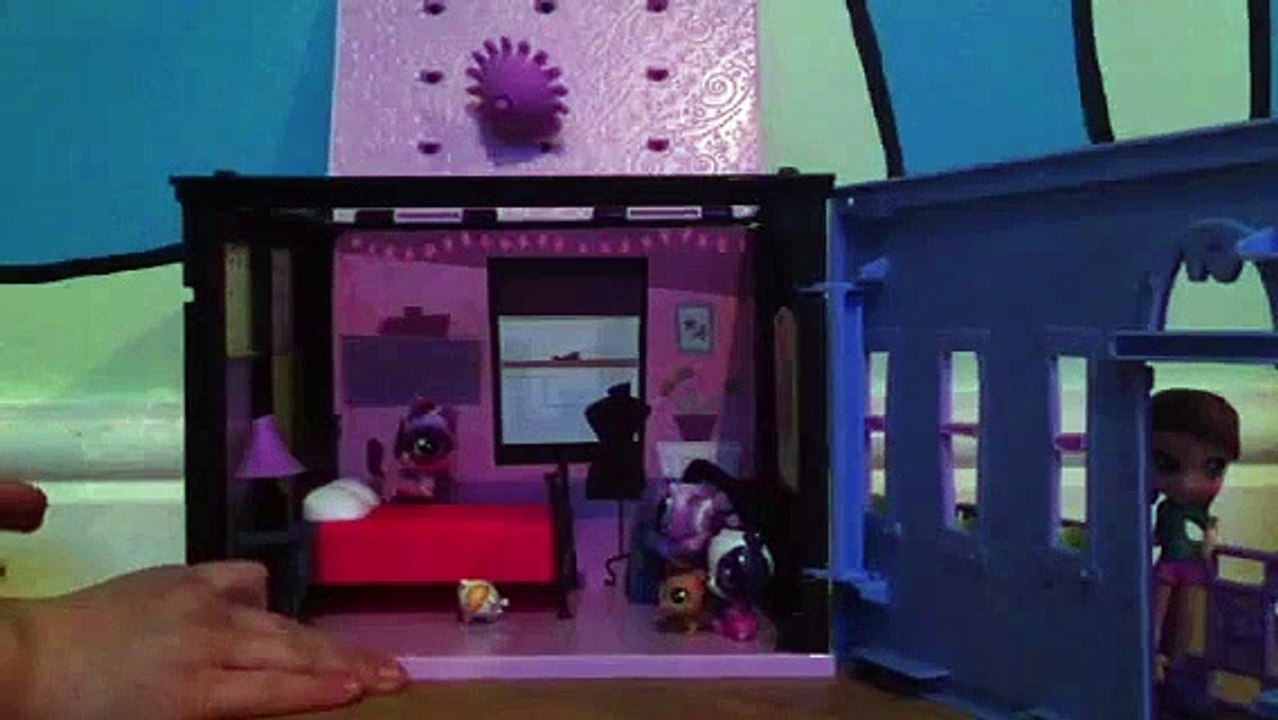 Mega littlest pet shop