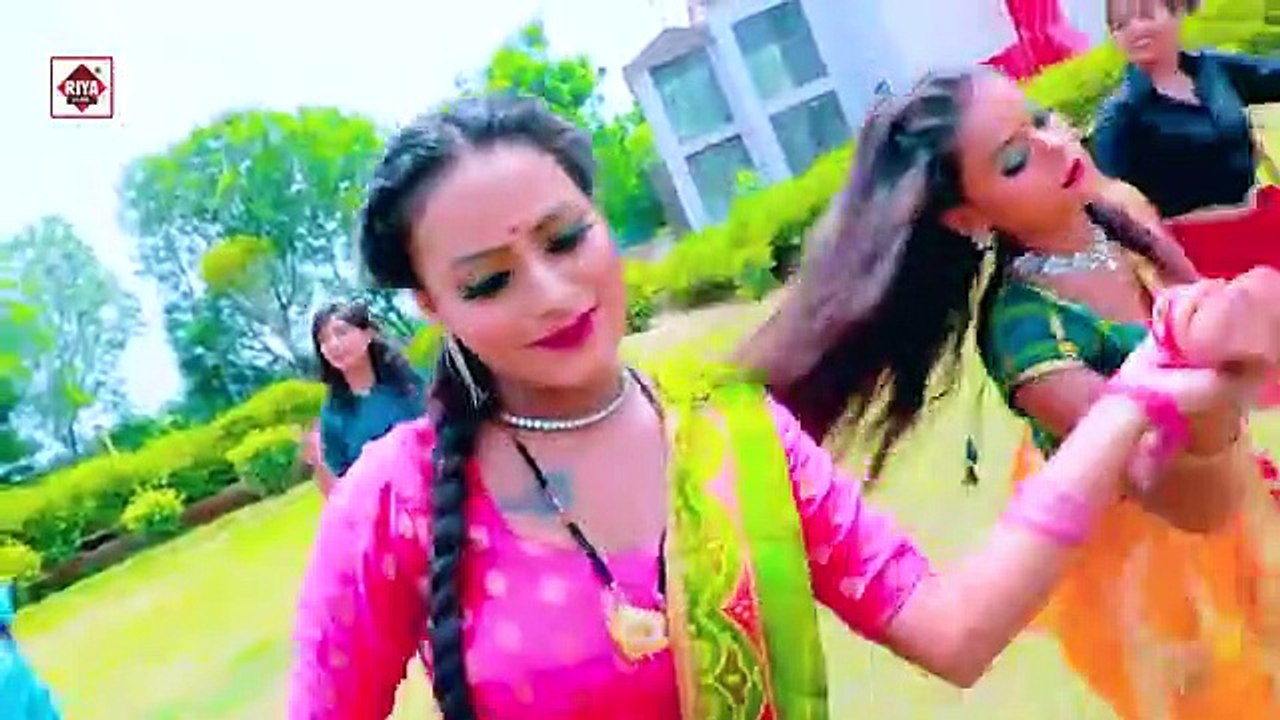 आ गया @Vikesh Bhojpuriya (2021) का नया भोजपुरी पारिवारिक वीडियो गाना __ पियवा मा