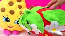 Shopkins Giant S 1 Kooky Cookie   Strawberry Kiss Plushy Pillow Toys