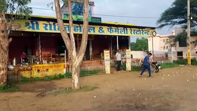 देर रात पुलिस पर फायरिंग, पेट में गोली लगने पर कांस्टेबल घायल