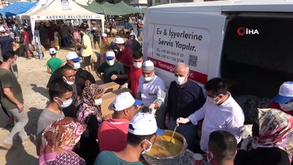 Kurbanlık için gelen vatandaşa çorba belediyeden