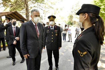 Vali Ayyıldız, Jandarma personelleri ile bayramlaştı