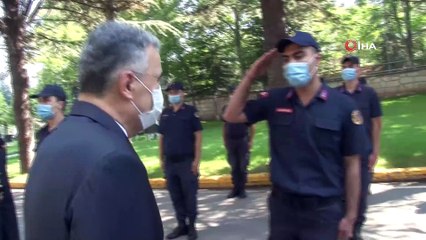 Vali Ayyıldız, Jandarma personelleri ile bayramlaştı