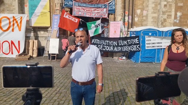 Grève de la faim des sans-papiers: «C’est une honte pour la Belgique», estime Cédric Herrou