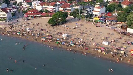 Kandıra Plajları bayram öncesi tatilcilerle doldu