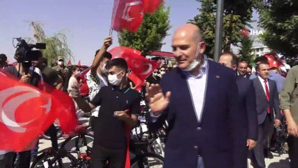 İçişleri Bakanı Soylu, Şırnak'ta halkla bayramlaştı