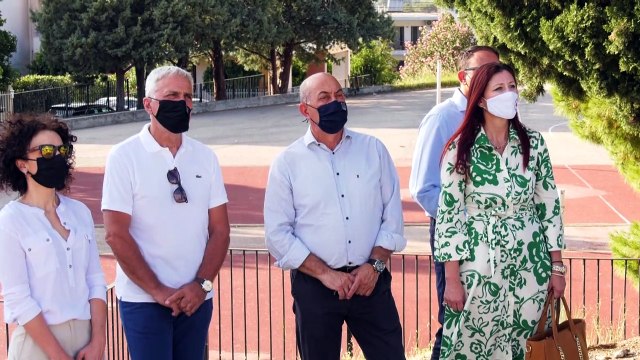 Στον Αρχιεπίσκοπο το Χρυσό Κλειδί της Πόλης. Ονοματοδοσία δημοτικού σταδίου Λιβαδειάς