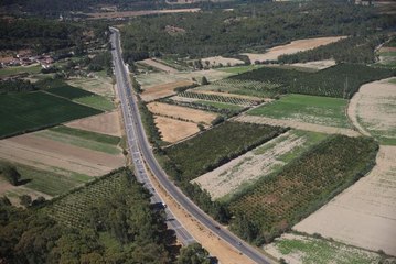 Turizm merkezlerindeki helikopterli trafik denetimini AA ekibi görüntüledi